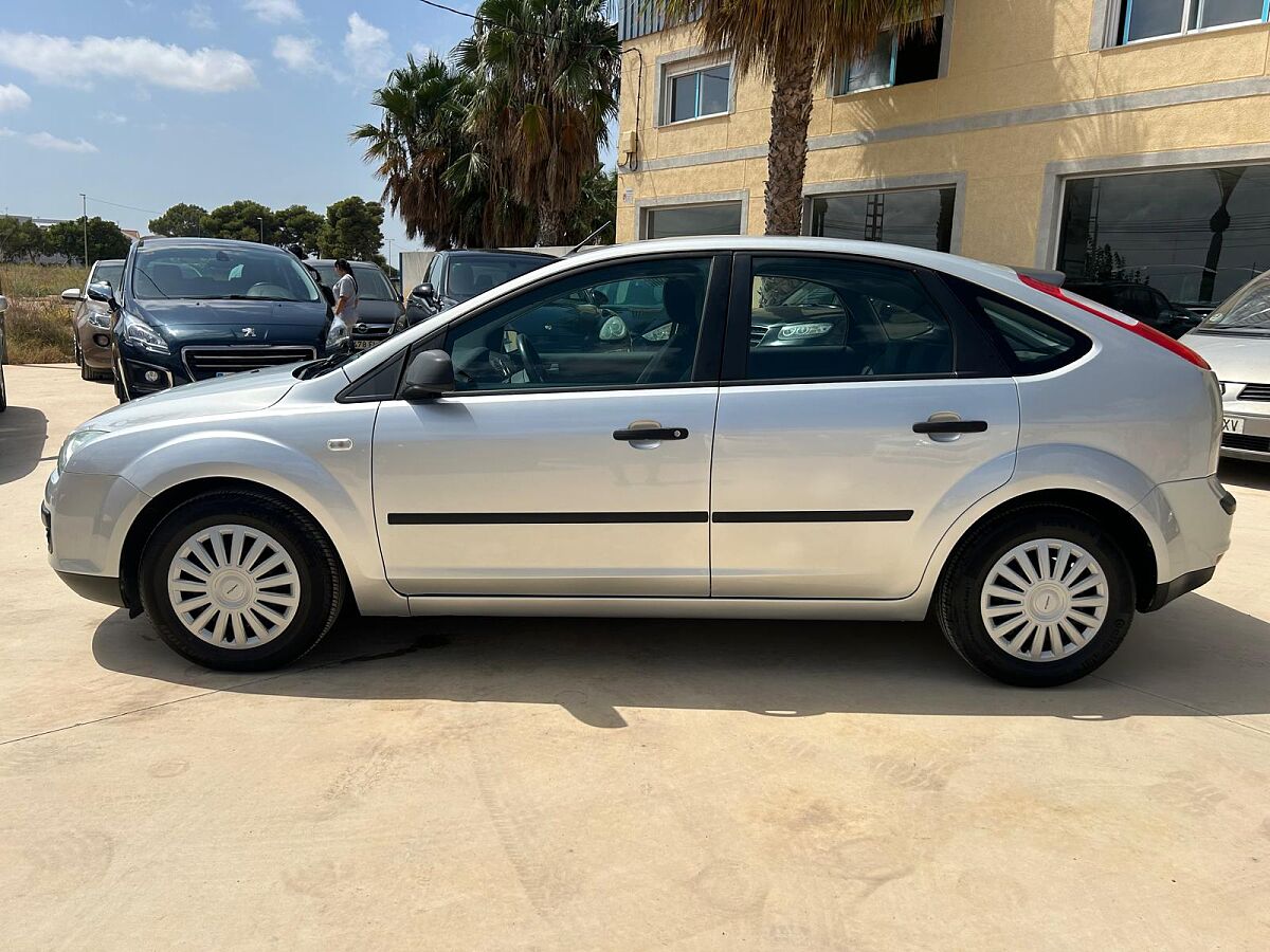 FORD FOCUS TREND 1.6 TDCI SPANISH LHD IN SPAIN ONLY 91000 MILES SUPERB 2005